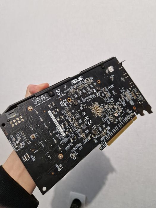 ASUS RX590 GME видеокарта