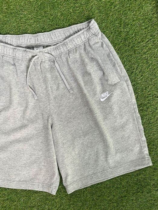 Мъжки къси пантлалони : Nike Sportswear Fleece Club XL