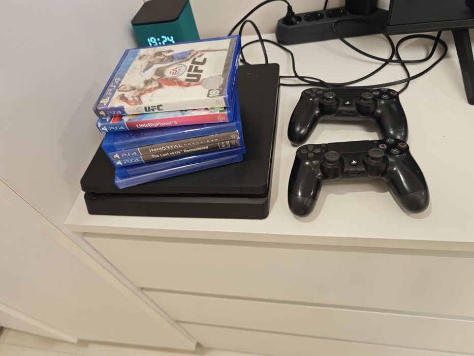 Sony PlayStation 4slim  512gb