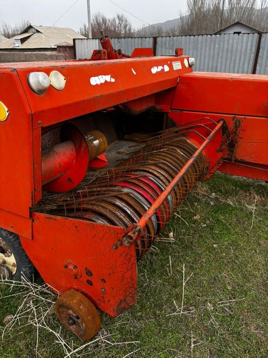 Трактор пресс аппарат пен бірге сатылады