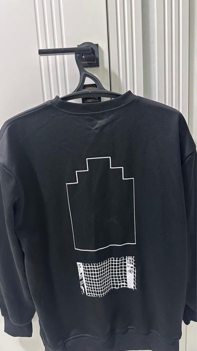 кофта новая cav empt
