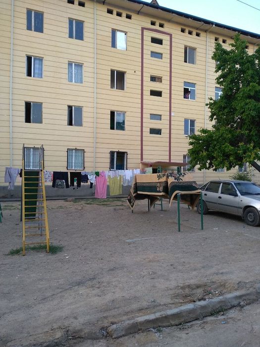 Qarshi 2 xonali kvartira sotiladi yoki ijaraga beriladira