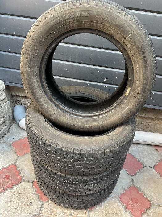 Комплект зимних шин michelin