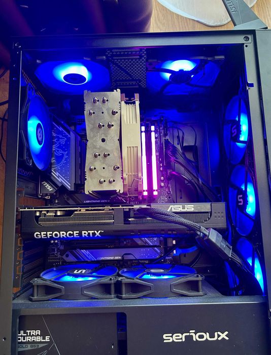 PC Gaming High-End + Monitor Curbat 44.5" OLED Ultrawide. RTX 5070, i7 12700k