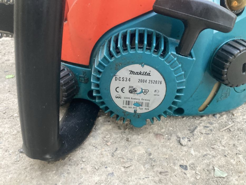 Drujba-Motofierastrau Makita DCS34 Japan