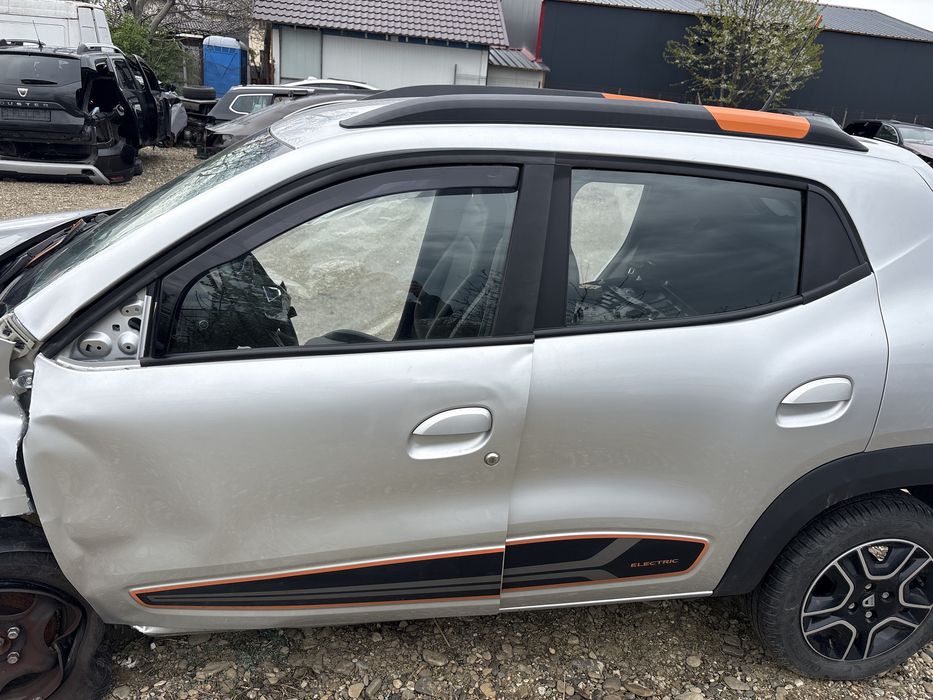 Geamuri laterale Dacia Spring