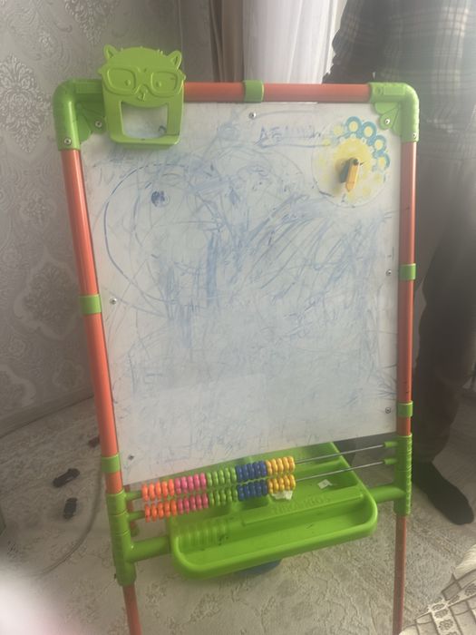 Продам Мольберт….