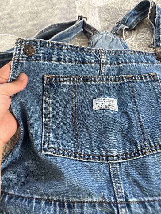 Оригинальный джинсовый комбинезон Levi’s
