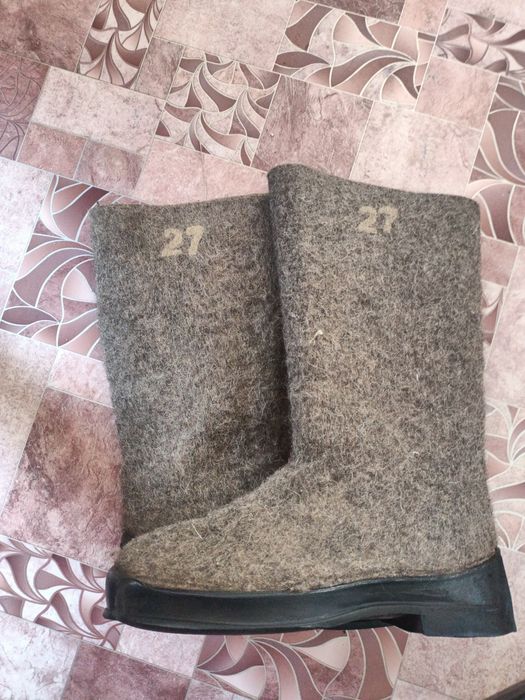Продам новые валенки