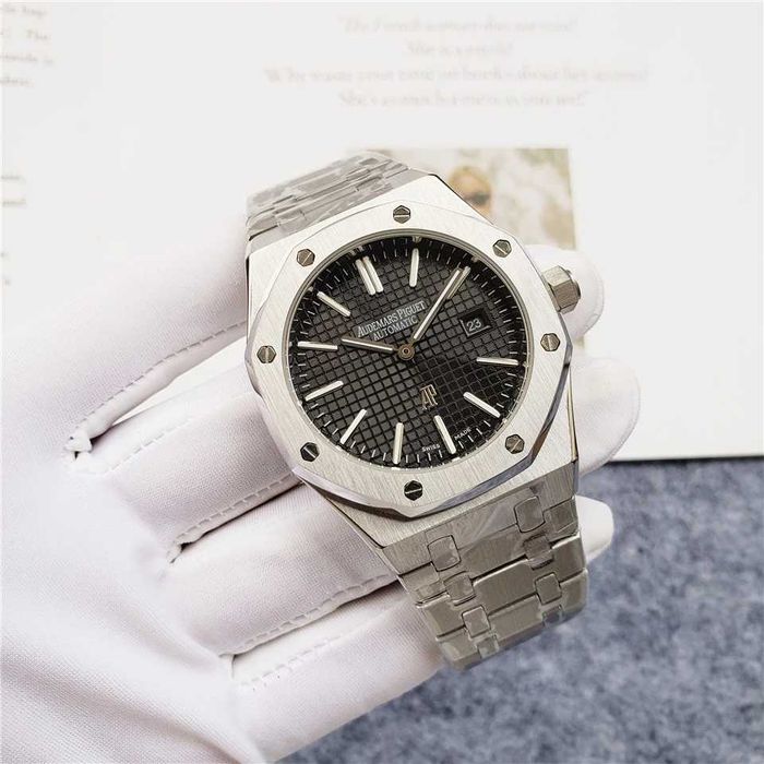 Ceas A.u.d.e.m.a.r.s Piguet ROYAL OAK Automatic Reducere 2025 !!