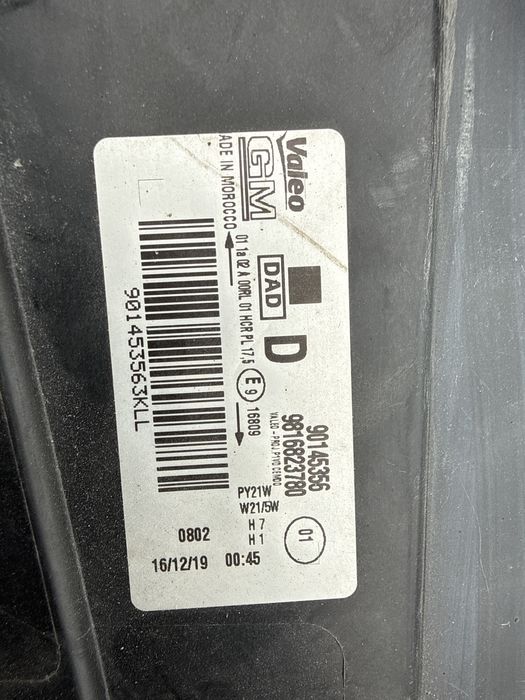 Far dreapta Opel Combo an 2021