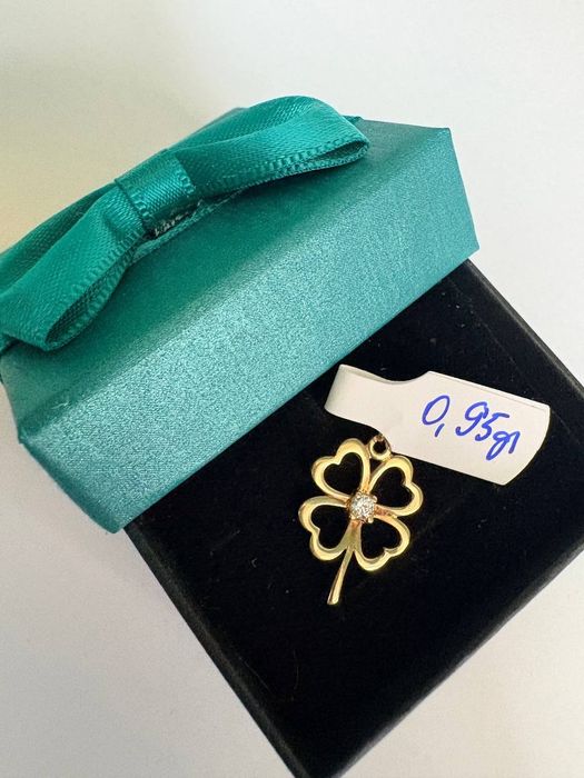 Pandantiv aur trifoi 14k 0,95gr (cdc)