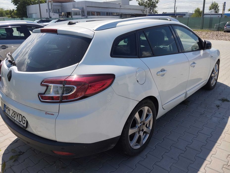 Vând megane3 , motor 1,5 dci 110cp,proprietar,an fab 2012 luna 11