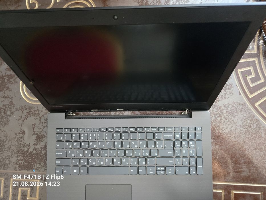 Lenovo IdeaPad 330-15AST — 15.6"
​Про.