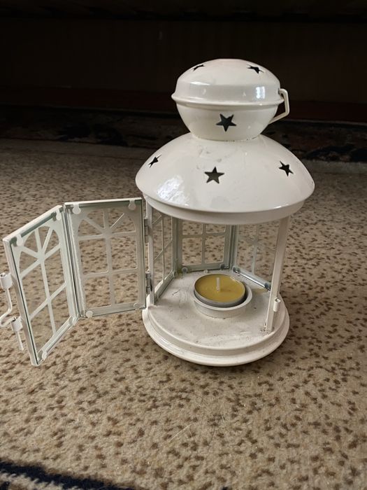 уютный подсвечник