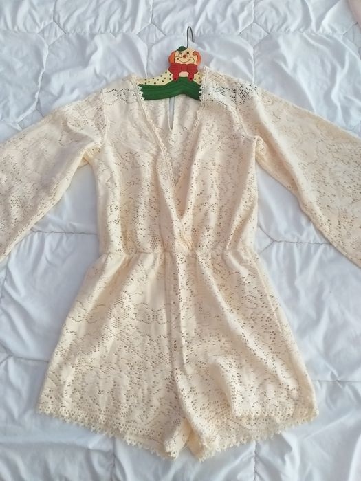 Salopeta din dantela