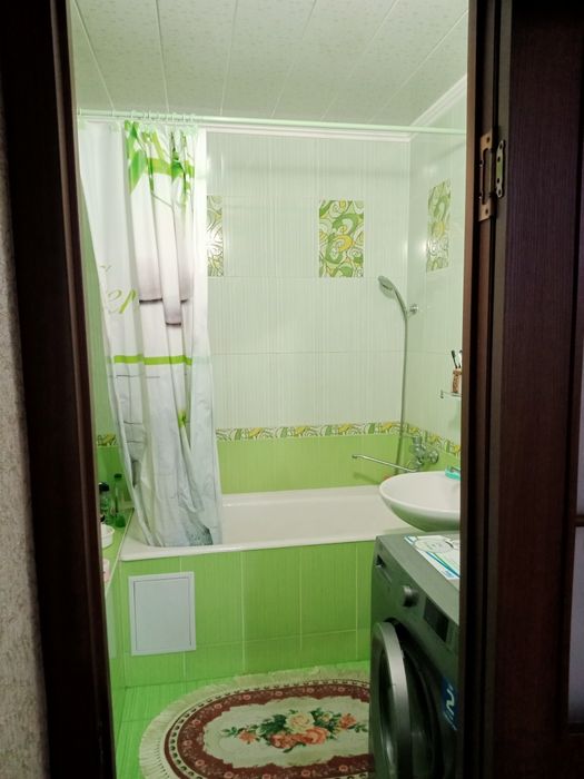 Обменяю квартиру на дом