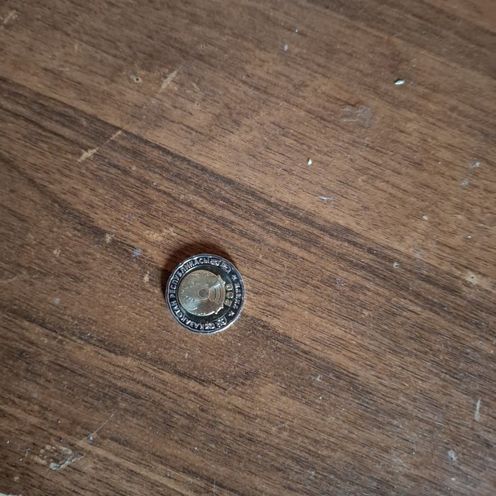 Продам монеты колекционные