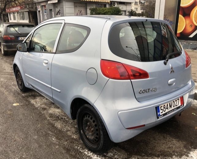 Mitsubishi colt 1.3 i на части