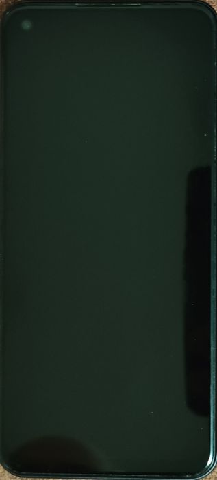 Realme 8 5g много запазен