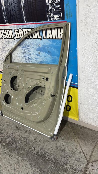 JRTOUR X70 дверь есть