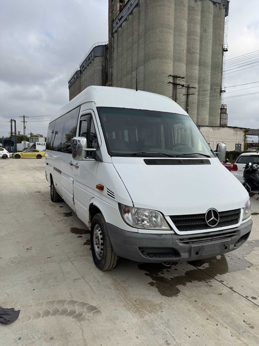 Dezmembrez Mercedes Sprinter 311, 313, W903 2.2 CDI OM611