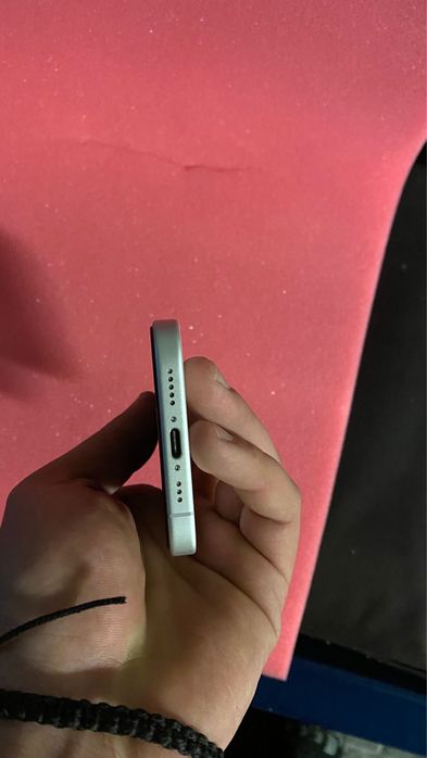 Vand/Schimb iPhone 16