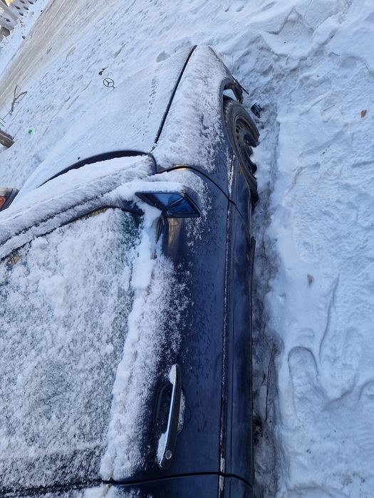 Продам мерседес C200