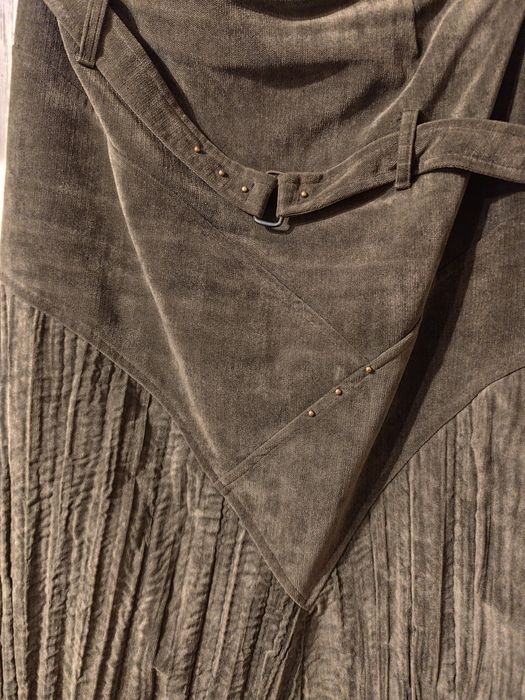 Зелен дамски костюм