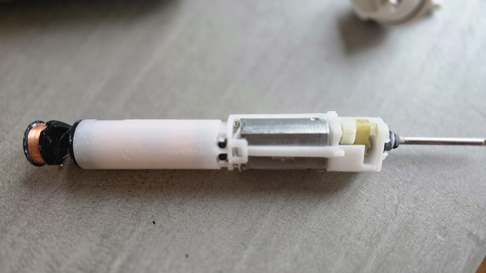 Periuta de dinti Oral B Vitality pentru piese