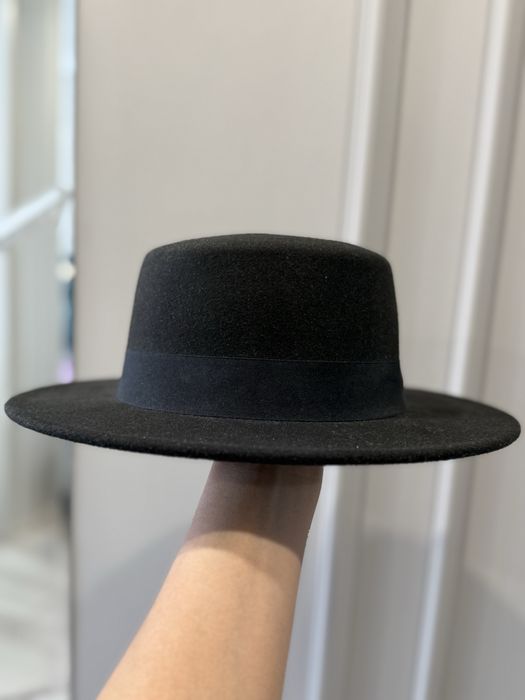 Шляпа черная новая