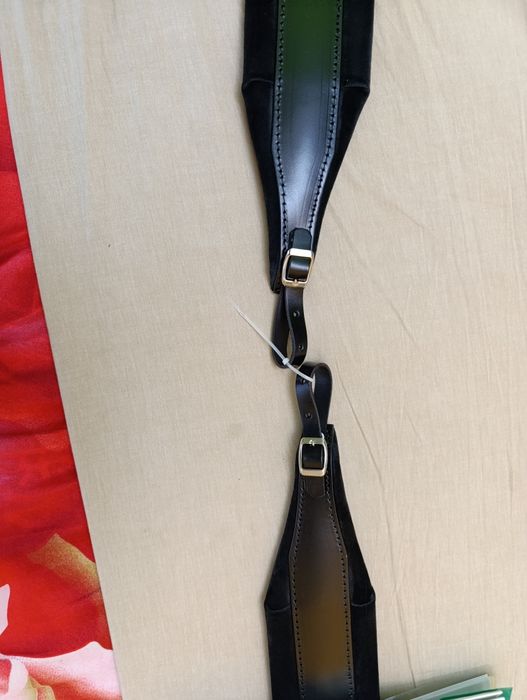 Продавам професионални  колани за акордеон. Калъфи аксесуари