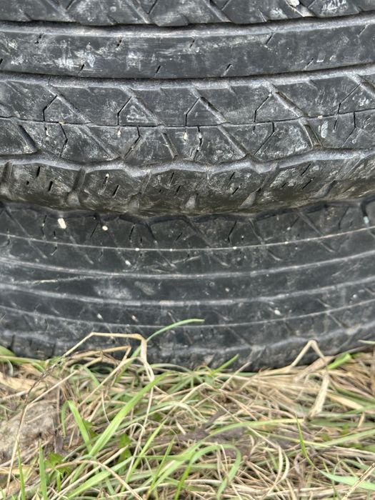 Продам б/у шины от Митсубиси Л 200