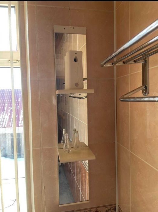 продам полку для ванны