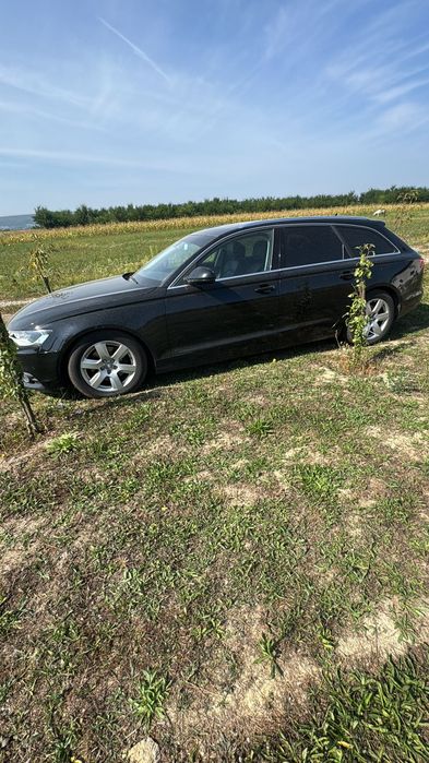 Vând Audi a6 c7 mașina e adusa pe roti din germania
