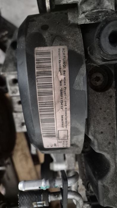 Vând injectoare passat BMP 2.0