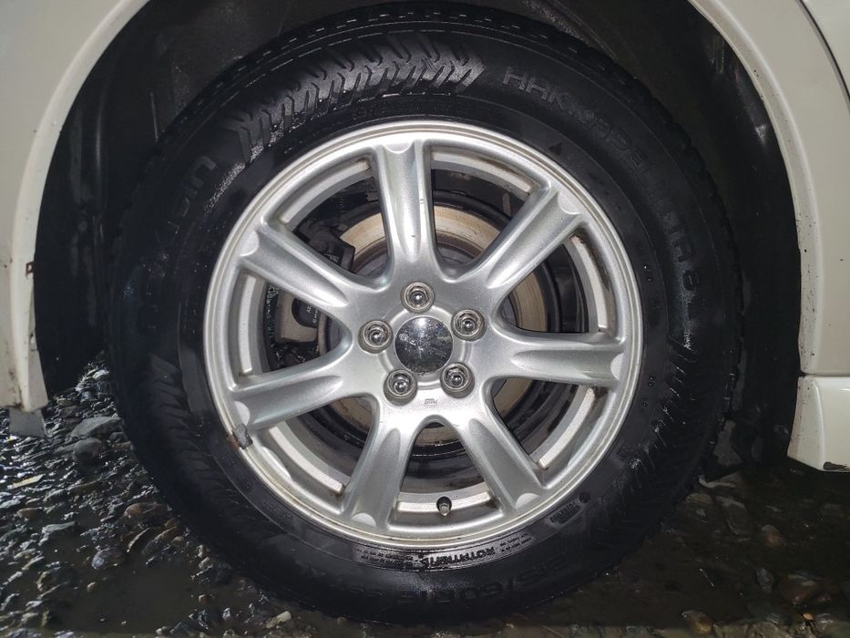 Продам шины с дисками Хака 8