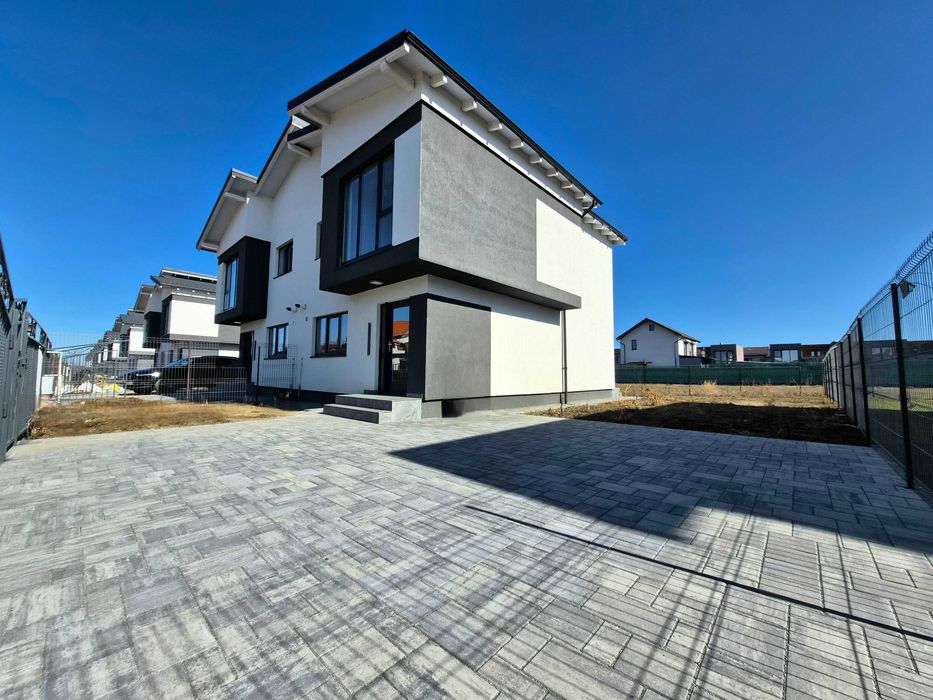Casa 4 cam.în vilă duplex PREMIUM-Modern, SÂNPETRU ,BRAȘOV