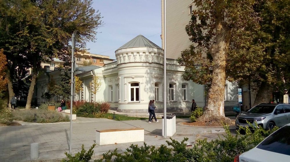 Писатель ищет работу