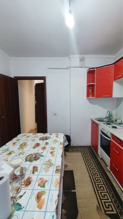 Срочно 1комн кв 46 кв м Байтерек 32