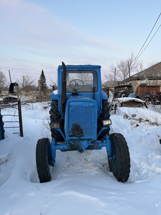 Продам трактора ведущие и неведущие