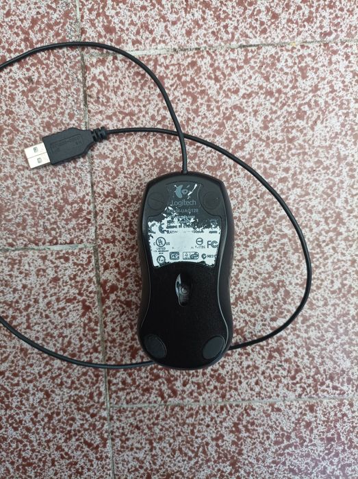 Мини оптична мишка Logitech M-UAG120