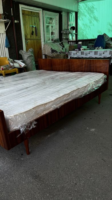 Продам кровать б/у