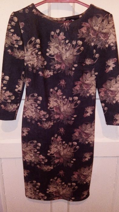 Платье тёплое, размер С