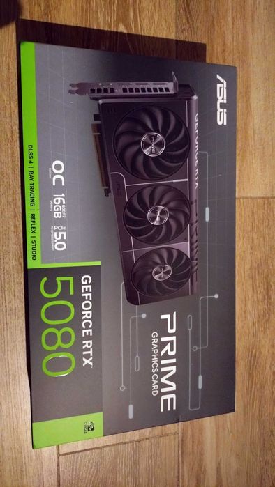 ASUS Prime GeForce RTX 5080 OC Edition, Cutie Sigilata.