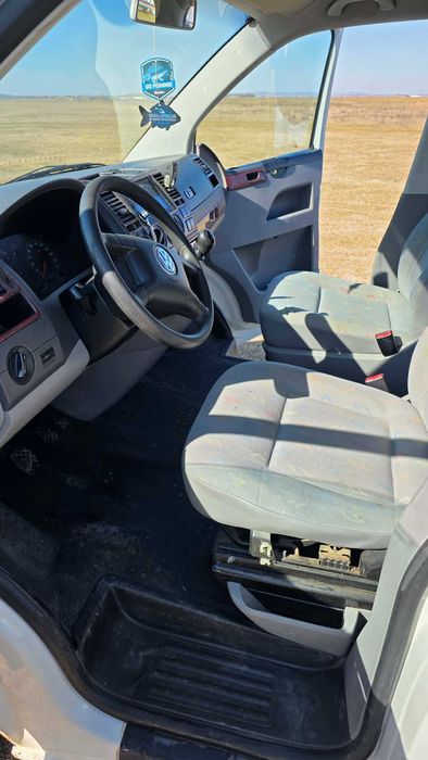 Vand/Schimb Volkswagen Transporter T5 4x4 5 locuri