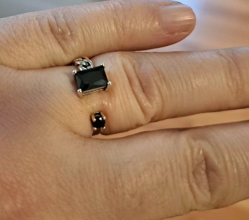 Сребърен пръстен -нов