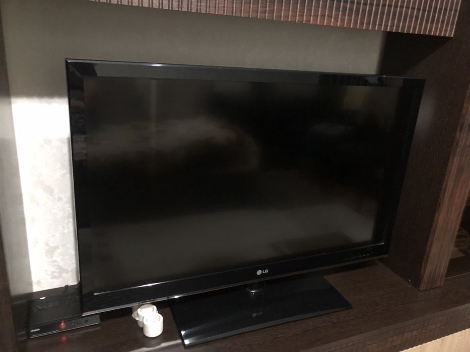 телевизор марки LG