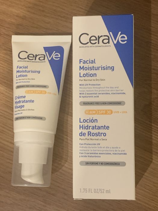 Facial moisturising lotion - CaraVe spf30