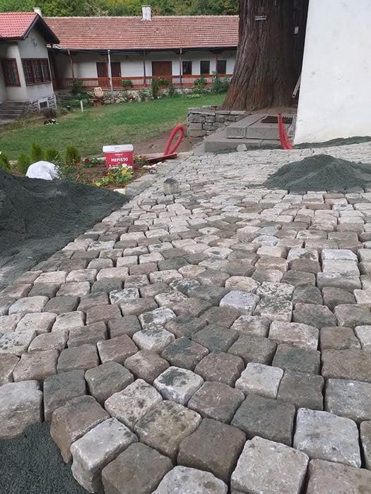 Гранитени ПАВЕТА